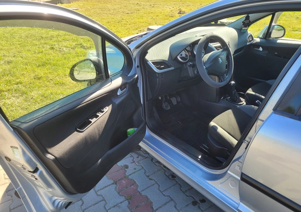 Peugeot 207 cena 14999 przebieg: 249999, rok produkcji 2007 z Kielce małe 154